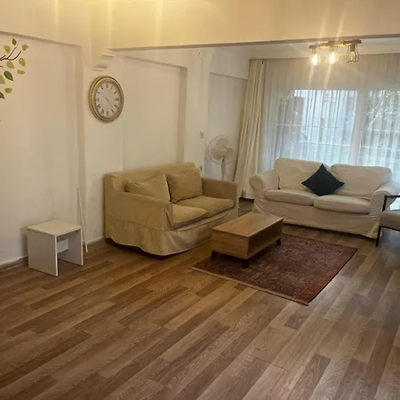 Ide Apartament *