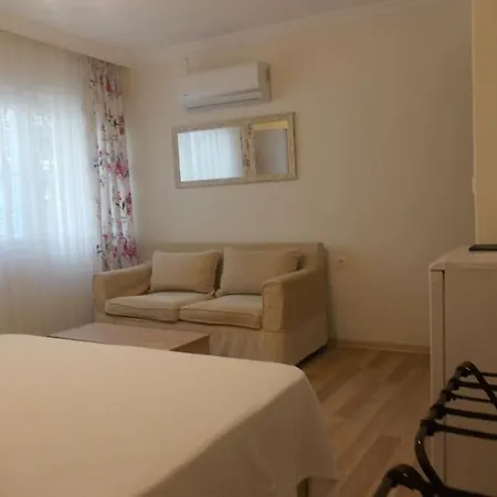 Ide Apartment